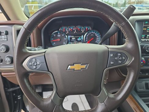 Used 2016 Chevrolet Silverado 1500 High Country image 10