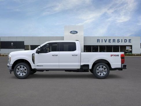 New 2026 Ford F250 4x4 Crew Cab Super Duty image 3