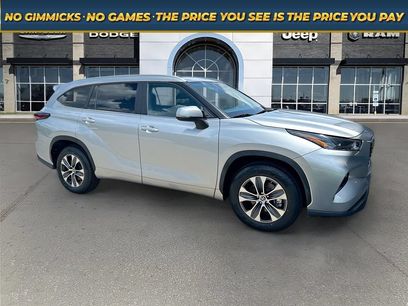 Used 2024 Toyota Highlander XLE