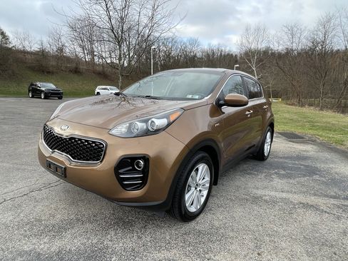 Used 2018 Kia Sportage LX image 7