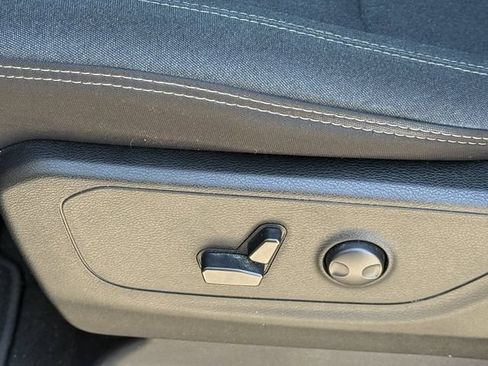 Used 2024 RAM 1500 Big Horn AWD/4WD image 8