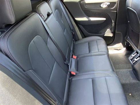 New 2025 Volvo XC40 B5 Core w/ Protection Package Premier image 14