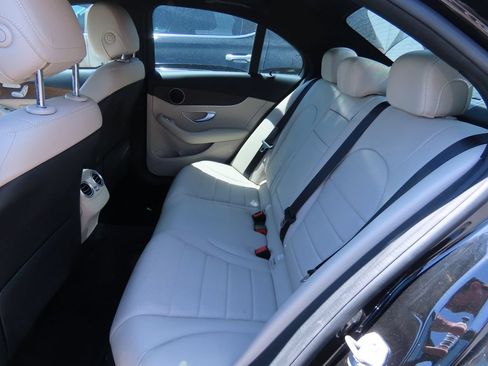 Used 2021 Mercedes-Benz C 300 Sedan image 11