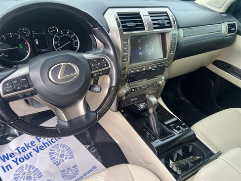 Used 2021 Lexus GX 460 Premium image 10