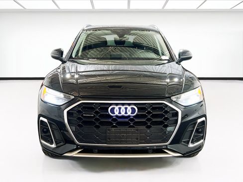Used 2023 Audi Q5 2.0T Premium w/ Convenience Package AWD/4WD image 2