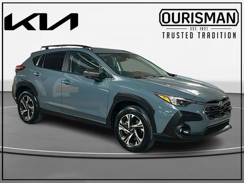 Used 2025 Subaru Crosstrek 2.0i Premium image 1