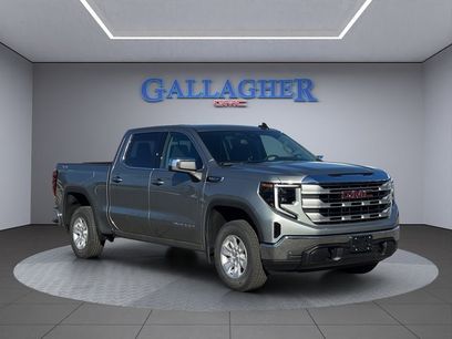 New 2026 GMC Sierra 1500 SLE w/ Preferred Package