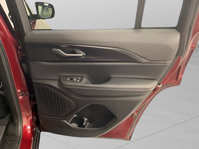 Used 2023 Jeep Grand Cherokee Altitude AWD/4WD image 26