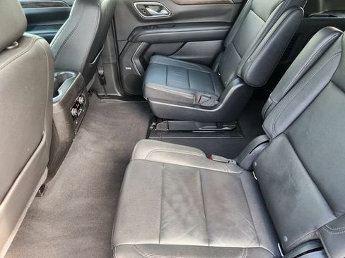 Used 2021 Chevrolet Suburban Z71 AWD/4WD image 29