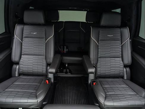 Used 2026 Cadillac Escalade V AWD/4WD image 18