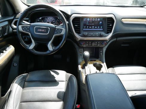 Used 2017 GMC Acadia Denali w/ Technology Package AWD/4WD image 19