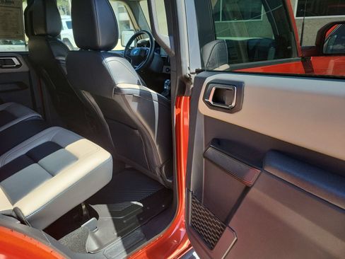Used 2024 Ford Bronco Wildtrak AWD/4WD image 28