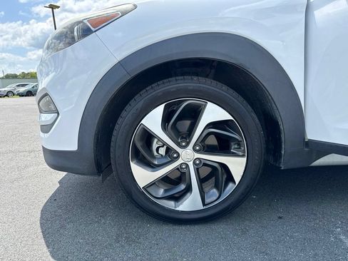 Used 2018 Hyundai Tucson Value FWD image 40