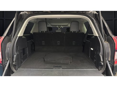 Used 2025 Ford Expedition Max Active AWD/4WD image 28