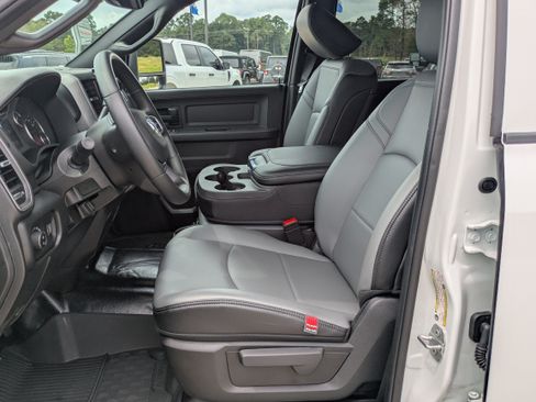 New 2026 RAM 3500 Tradesman AWD/4WD image 8