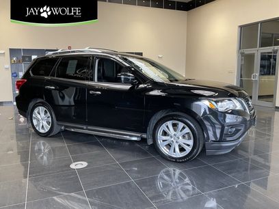 Used 2018 Nissan Pathfinder SL w/ SL Premium Package