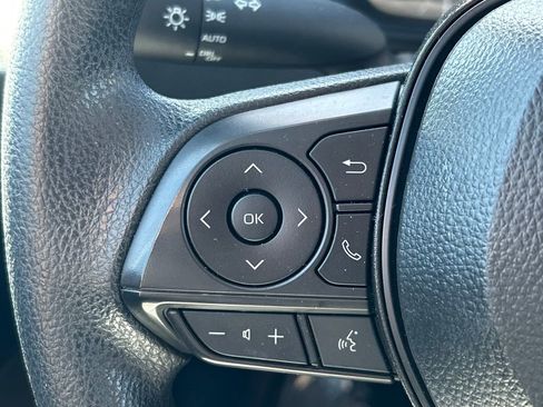 Certified 2025 Toyota Corolla LE image 31