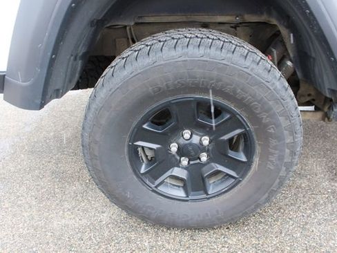 Used 2023 Jeep Gladiator Mojave w/ Cold Weather Group AWD/4WD image 44