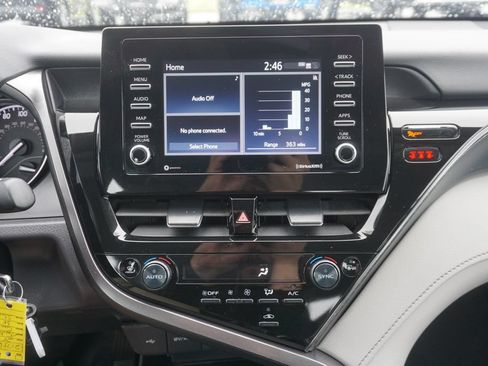 Certified 2024 Toyota Camry SE FWD image 10