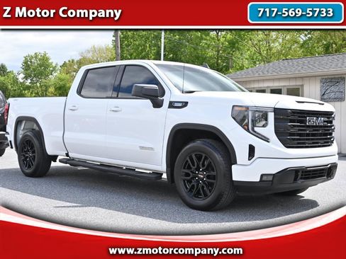 Used 2024 GMC Sierra 1500 Elevation w/ LPO, Elevation Black Package AWD/4WD image 1