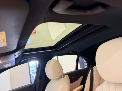 Used 2018 Mercedes-Benz E 300 image 47