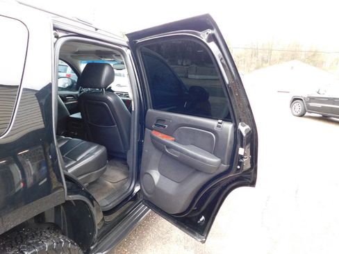 Used 2013 Chevrolet Tahoe LT w/ Luxury Package image 17