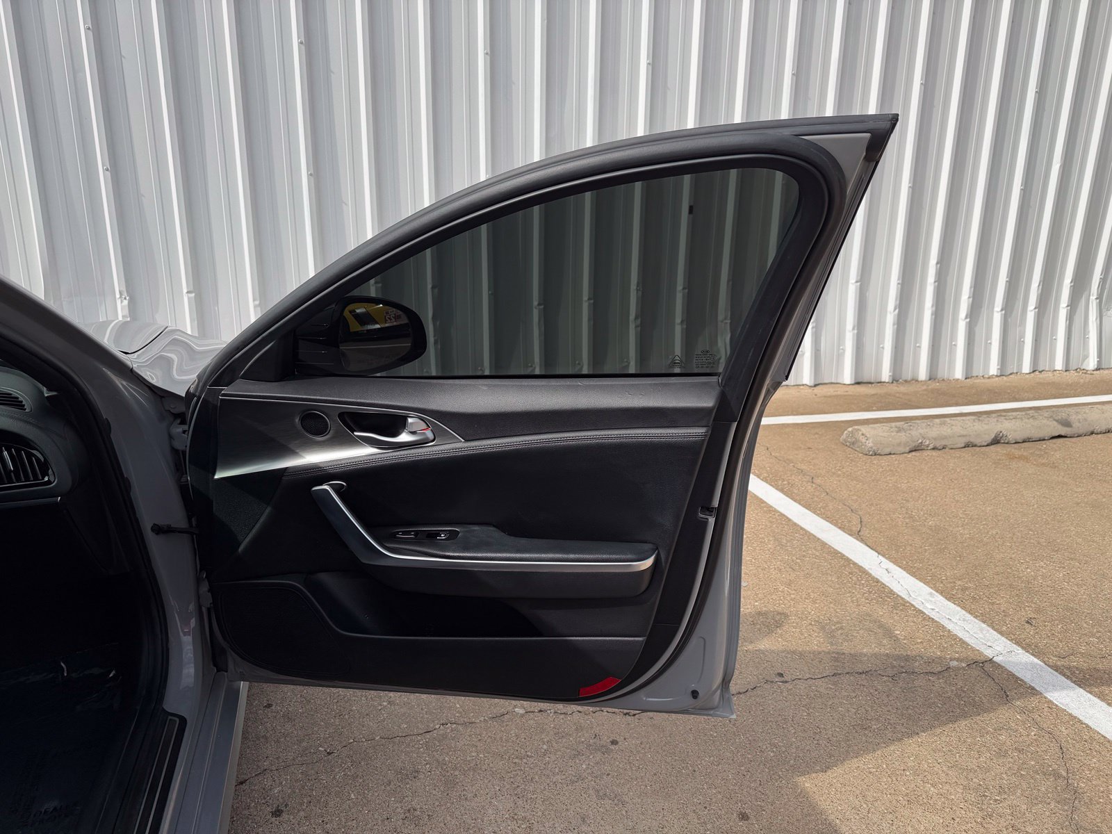 Used 2022 Kia Stinger GT1 RWD image 24
