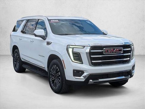 Used 2025 GMC Yukon Elevation AWD/4WD image 3