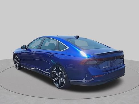 Used 2023 Honda Accord Sport image 6