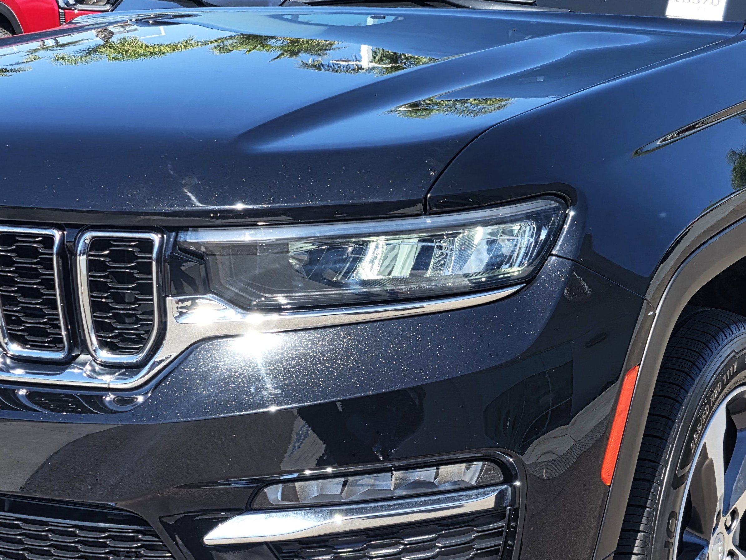 Certified 2023 Jeep Grand Cherokee 4WD 4xe w/ Luxury Tech Group II image 8