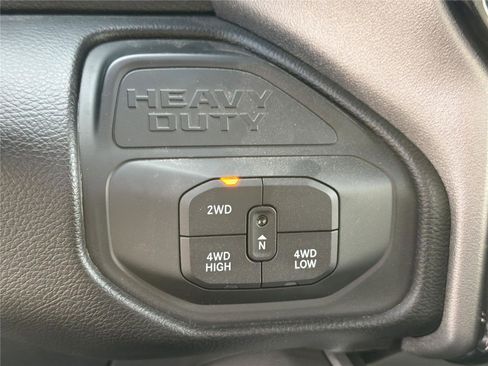 New 2025 RAM 3500 Laramie image 28