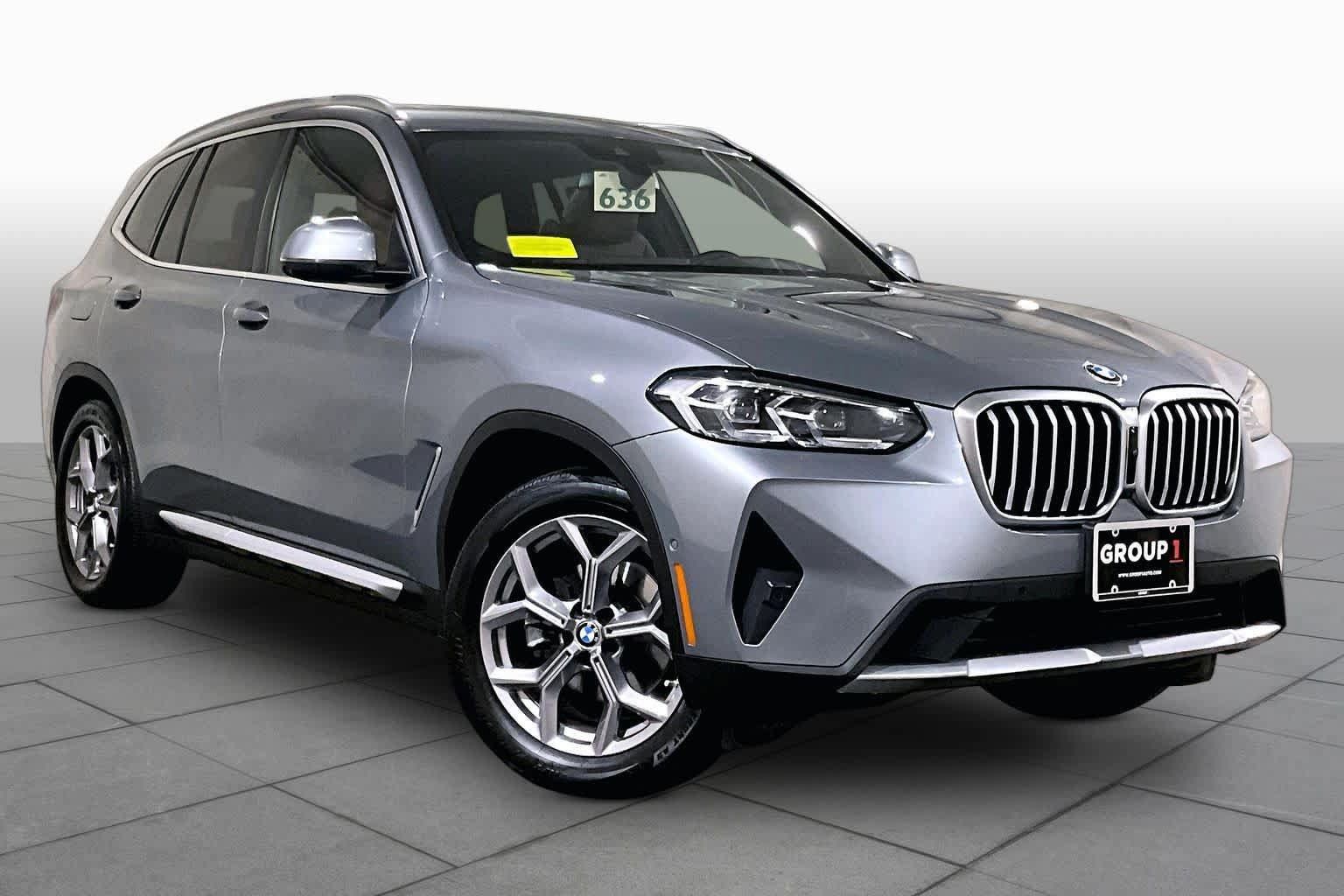 Used 2023 BMW X3 xDrive30i w/ Premium Package AWD/4WD image 2