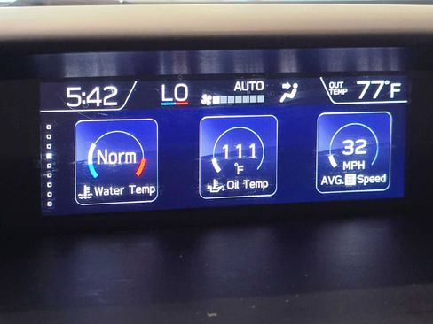 Used 2019 Subaru Crosstrek Hybrid w/ Moonroof Package w/Navigation AWD/4WD image 12