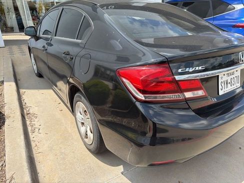 Used 2013 Honda Civic LX image 5
