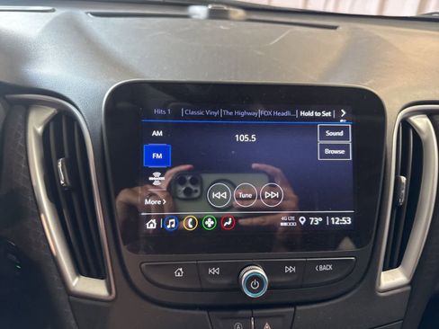 Used 2025 Chevrolet Malibu LT image 25