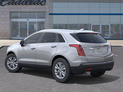 New 2026 Cadillac XT5 Luxury AWD/4WD image 3