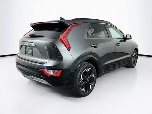 Used 2024 Kia Niro Wind w/ Wind Preserve Package FWD image 9