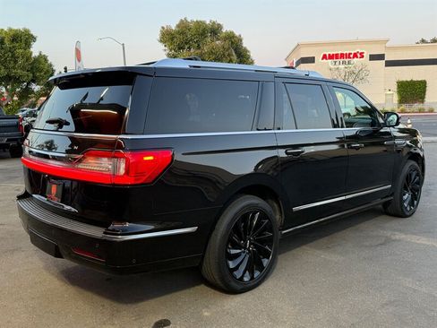 Used 2020 Lincoln Navigator L Reserve w/ Equipment Group 208A Reserve AWD/4WD image 16