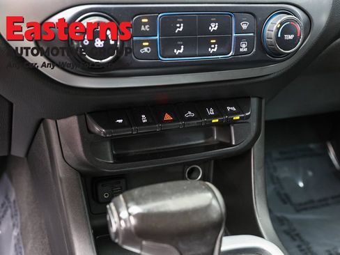Used 2021 Chevrolet Colorado LT w/ Safety Package AWD/4WD image 21