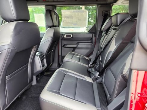 New 2026 Ford Bronco Outer Banks AWD/4WD image 16