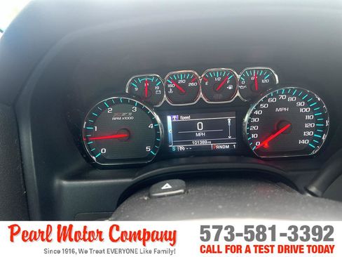 Used 2016 Chevrolet Silverado 2500 LT w/ LT Convenience Package AWD/4WD image 12