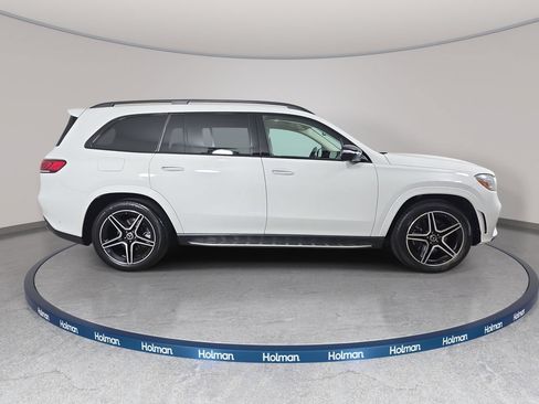 Used 2023 Mercedes-Benz GLS 450 4MATIC image 5