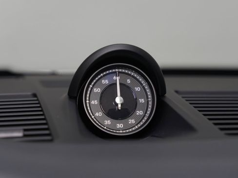 Used 2020 Porsche 911 Carrera image 41