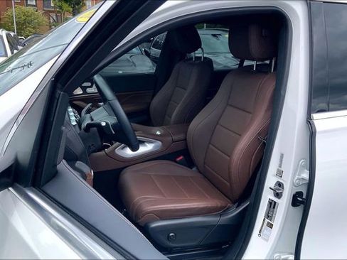 Certified 2024 Mercedes-Benz GLE 350 4MATIC image 6