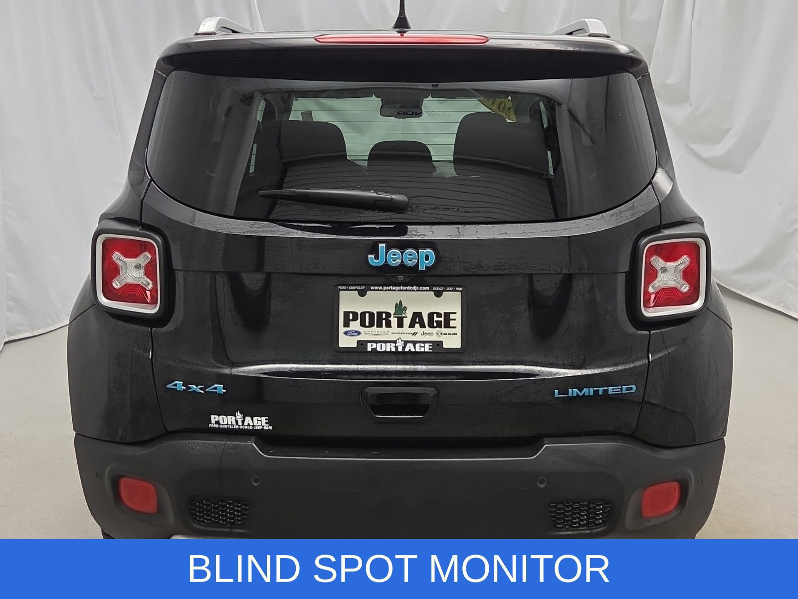 Certified 2018 Jeep Renegade Limited w/ UConnect 8.4 Nav Group AWD/4WD image 6