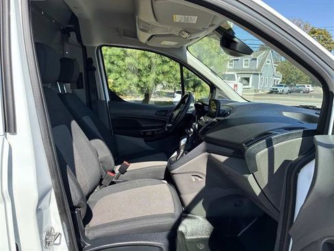 Used 2020 Ford Transit Connect XL image 9