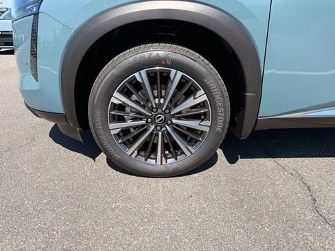 New 2026 Nissan Pathfinder Platinum w/ Cargo Package image 9