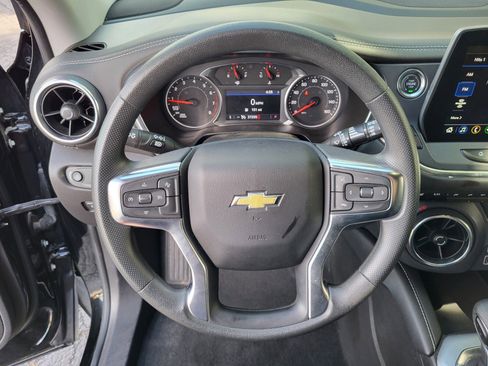 Used 2025 Chevrolet Blazer LT image 26