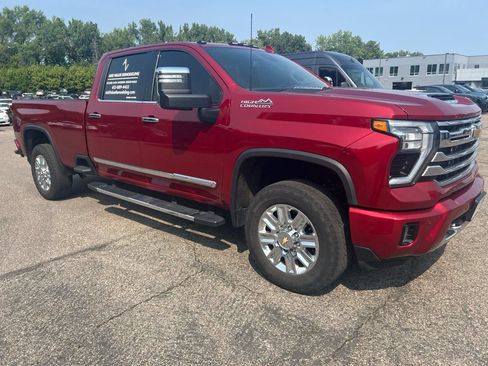 Used 2024 Chevrolet Silverado 2500 High Country w/ Z71 Off-Road Package AWD/4WD image 9