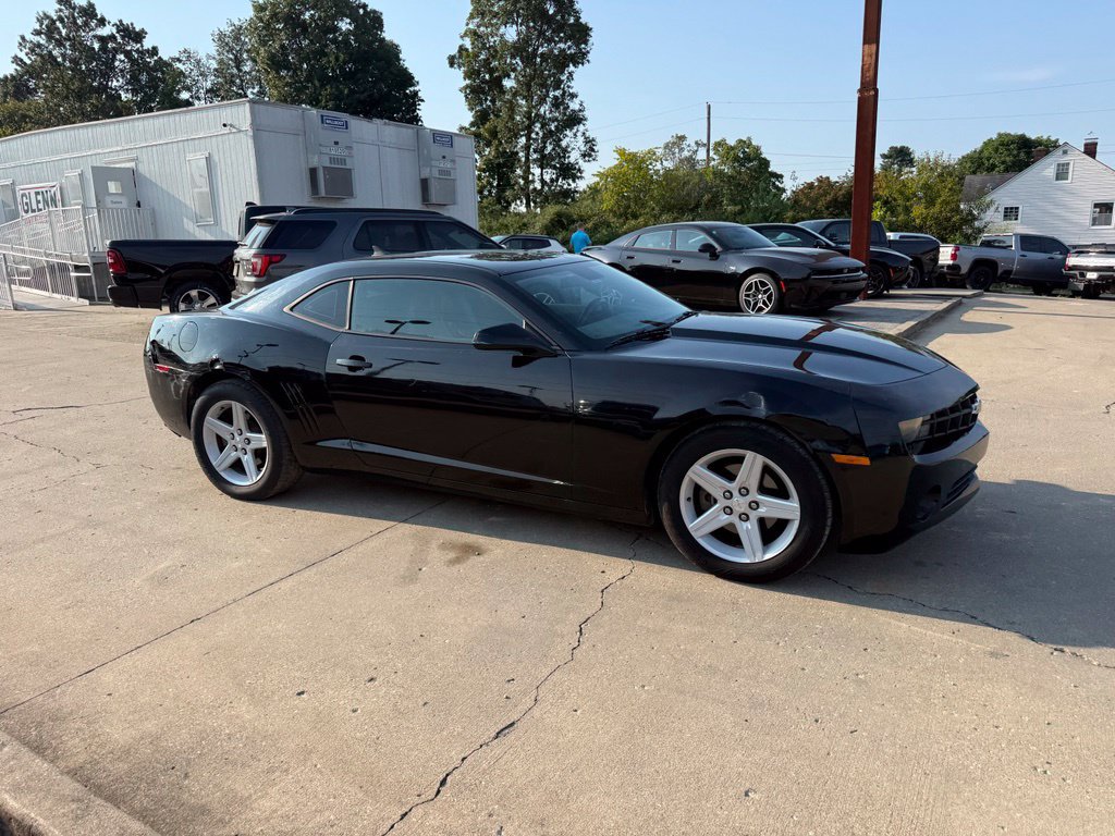 Used 2010 Chevrolet Camaro LT RWD image 5